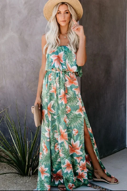 Everyday Dress with Convertible Design for Multiple Looks Slit Tropical Sleeveless Tube Dress Everyday Dress with Convertible Design for Multiple Looks Slit Tropical Sleeveless Tube Dress