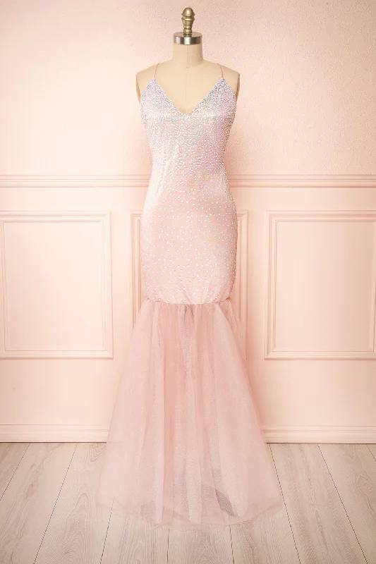 Midi dresses with animal prints for a bold and confident appearance Shatta | Pink Maxi Dress w/ Sequins and Tulle Midi dresses with animal prints for a bold and confident appearance Shatta | Pink Maxi Dress w/ Sequins and Tulle