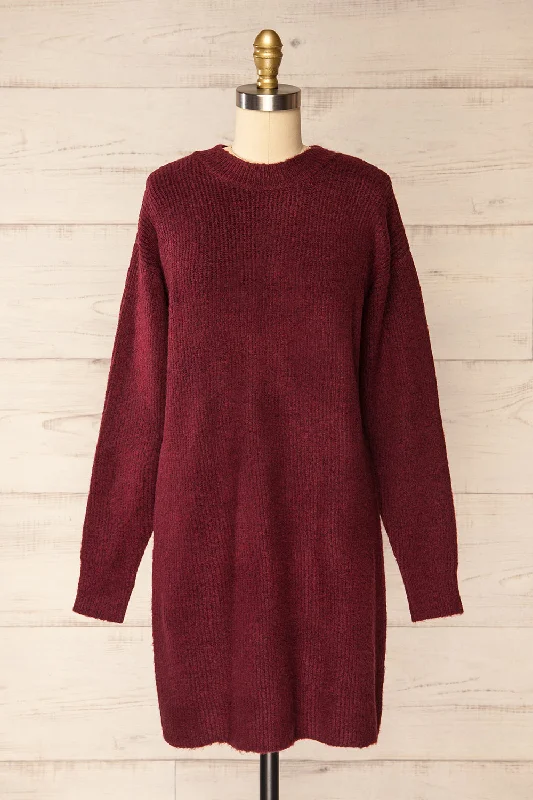 Midi dresses with animal prints for a bold and confident appearance Audernade | Short Burgundy Knit Dress Midi dresses with animal prints for a bold and confident appearance Audernade | Short Burgundy Knit Dress
