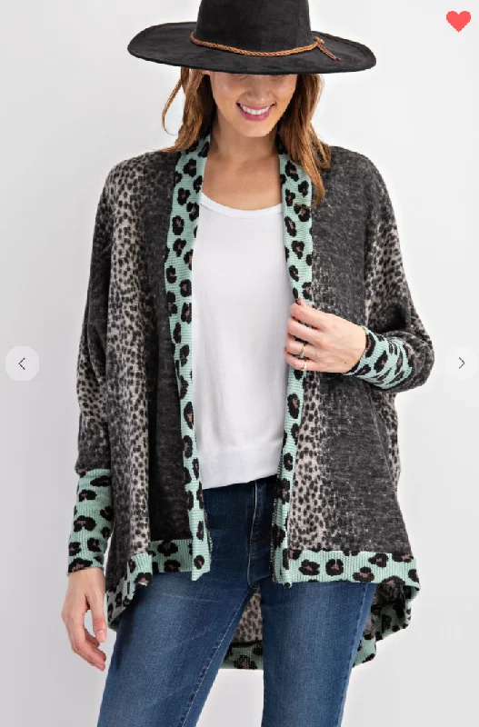 plus size women cardigan for comfortable layeringAnimal Printed Mire Brushed Open Cardigan - 2 Colors plus size women cardigan for comfortable layeringAnimal Printed Mire Brushed Open Cardigan - 2 Colors