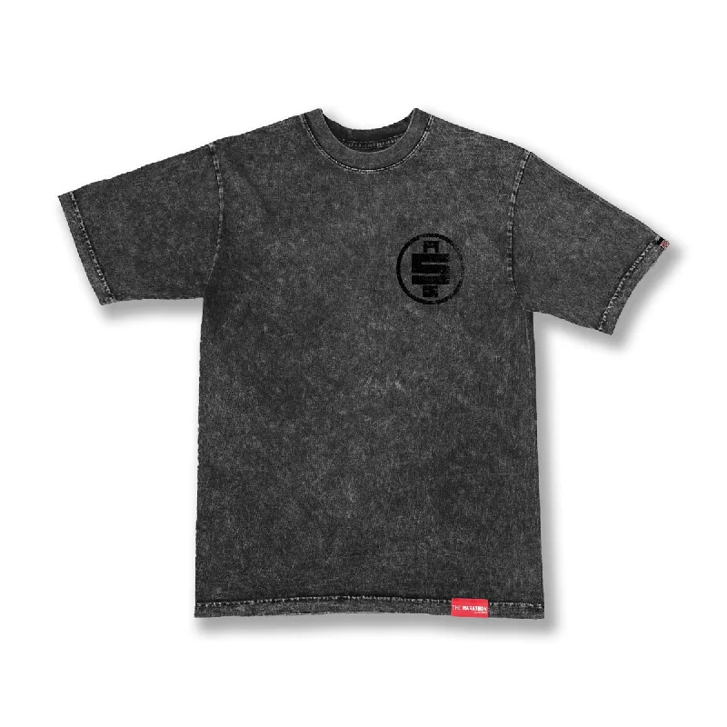 Pocketed Women T Shirt for Added FunctionalityAll Money In Vintage T-Shirt - Washed Carbon Black/Black Pocketed Women T Shirt for Added FunctionalityAll Money In Vintage T-Shirt - Washed Carbon Black/Black
