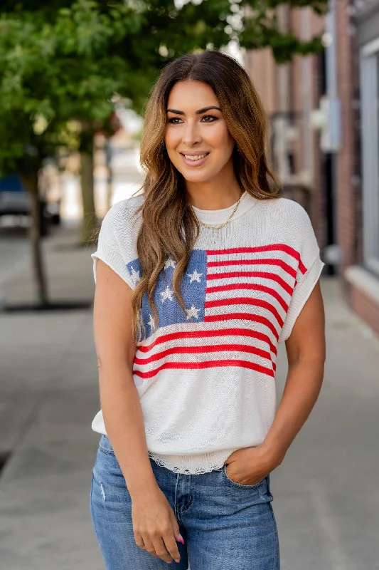 Button - Down Women's Shetland Wool Sweaters in Traditional PatternsDistressed American Flag Short Sleeve Sweater Button - Down Women's Shetland Wool Sweaters in Traditional PatternsDistressed American Flag Short Sleeve Sweater