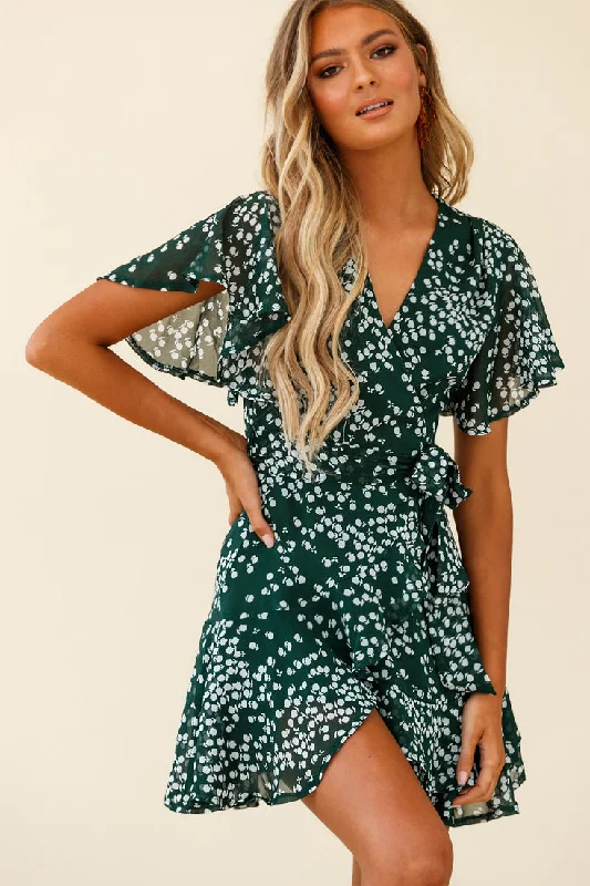 Ruffled Women Dress with Multiple Layers for a Playful and Girly StyleCami Angel Sleeve Faux Wrap Dress Flower Print Forest Green Ruffled Women Dress with Multiple Layers for a Playful and Girly StyleCami Angel Sleeve Faux Wrap Dress Flower Print Forest Green