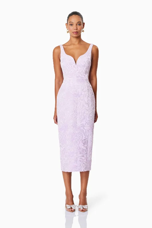 Pleated Women Dress with a Timeless and Elegant TextureOMR x ELLIATT: Dasher Eventwear Midi Dress In Purple Pleated Women Dress with a Timeless and Elegant TextureOMR x ELLIATT: Dasher Eventwear Midi Dress In Purple