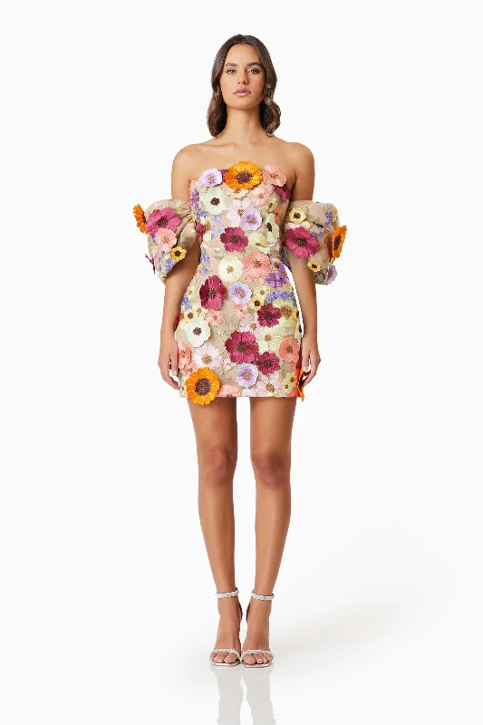 Ball Gown Women Dress with a Full Skirt for a Princess - like LookPerry Floral Embellished Mini Dress in Pink Ball Gown Women Dress with a Full Skirt for a Princess - like LookPerry Floral Embellished Mini Dress in Pink
