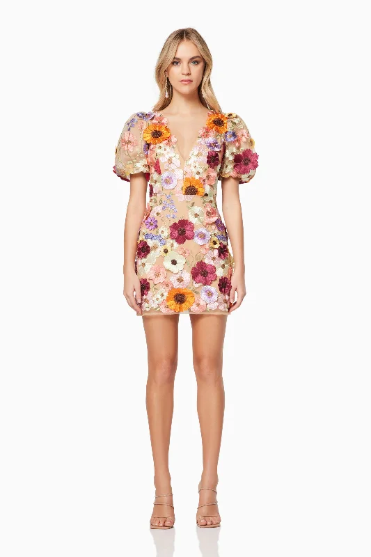 Long - Sleeve Women Dress in Velvet for a Luxurious Winter LookRosalind 3D Floral Mini Dress Long - Sleeve Women Dress in Velvet for a Luxurious Winter LookRosalind 3D Floral Mini Dress