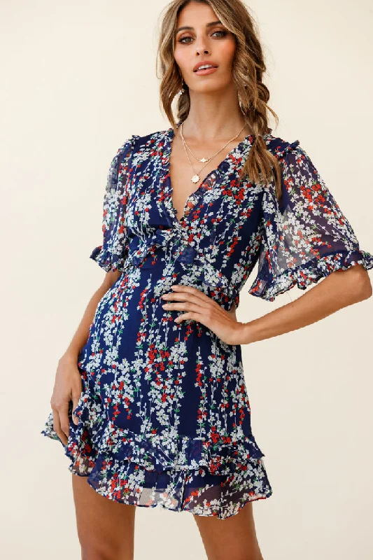 Plus Size Women Dress with a Flattering A - Line Cut for Comfort and StyleSincerely V-Neck Double Frill Hem Tea Dress Floral Print Navy Plus Size Women Dress with a Flattering A - Line Cut for Comfort and StyleSincerely V-Neck Double Frill Hem Tea Dress Floral Print Navy