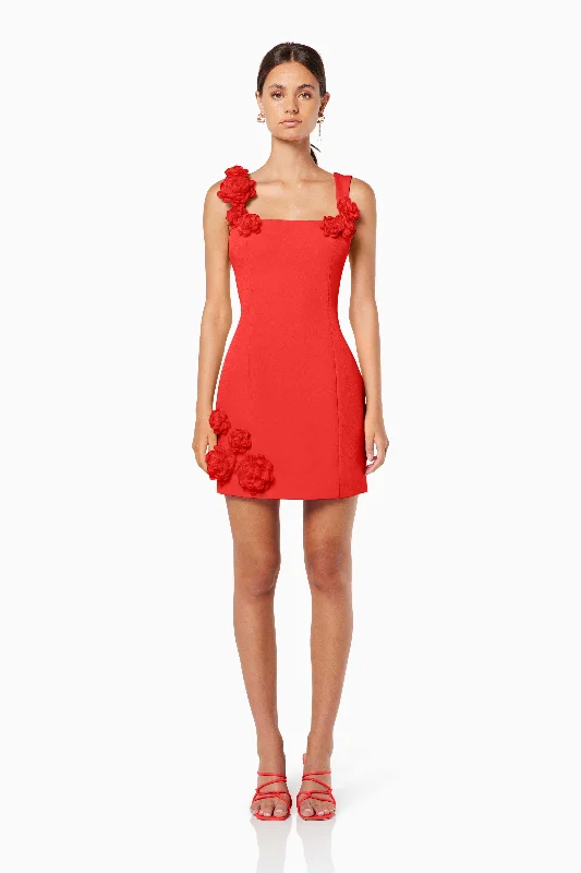 Halter Neck Women Dress to Show Off the Shoulders and NecklineTrompe 3D Floral Mini Dress Red Halter Neck Women Dress to Show Off the Shoulders and NecklineTrompe 3D Floral Mini Dress Red