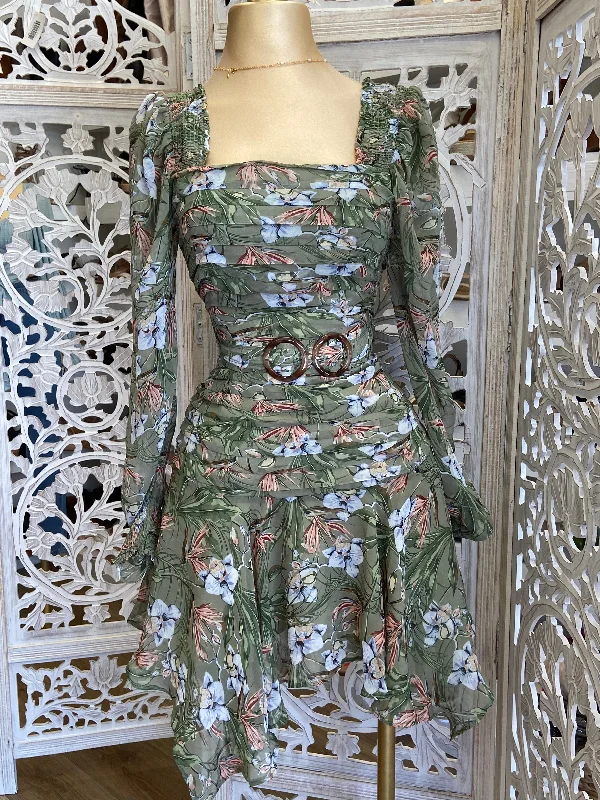 Maxi Women Dress with Floral Print for a Bohemian VibeSquare Neck Olive Floral Dress Maxi Women Dress with Floral Print for a Bohemian VibeSquare Neck Olive Floral Dress