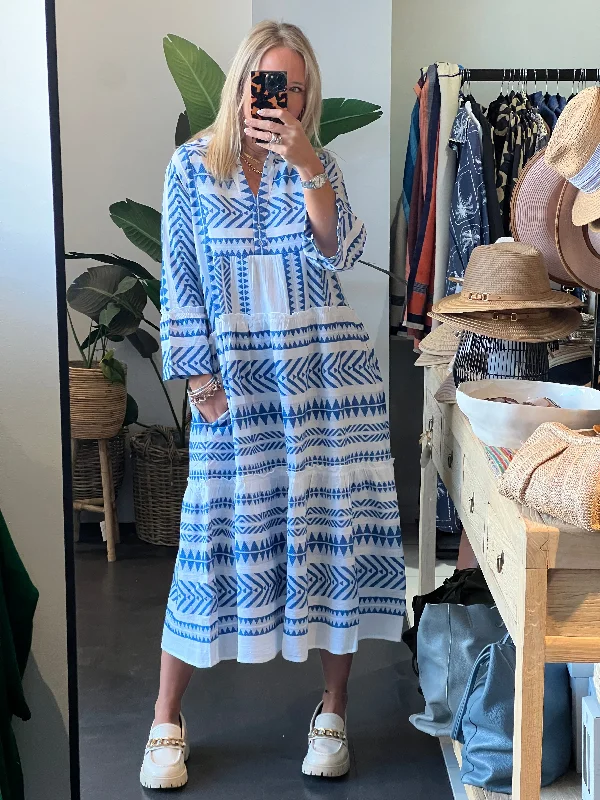 Strapless Women Dress with a Built - in Bra for Comfort and Support Strapless Women Dress with a Built - in Bra for Comfort and Support Copenhagen Mediterranean Midi Dress- blue Strapless Women Dress with a Built - in Bra for Comfort and Support Strapless Women Dress with a Built - in Bra for Comfort and Support Copenhagen Mediterranean Midi Dress- blue