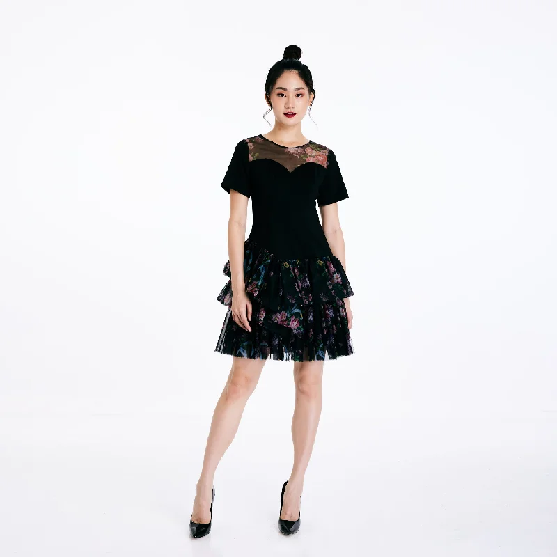Empire Waist Women Dress to Accentuate the Bust and Conceal the Waist Empire Waist Women Dress to Accentuate the Bust and Conceal the Waist Emilia Knit Dress Empire Waist Women Dress to Accentuate the Bust and Conceal the Waist Empire Waist Women Dress to Accentuate the Bust and Conceal the Waist Emilia Knit Dress
