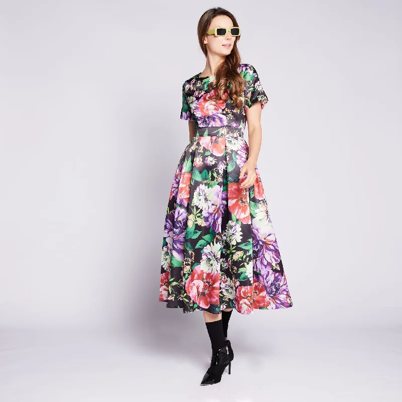 Strapless Women Dress with a Built - in Bra for Comfort and Support Strapless Women Dress with a Built - in Bra for Comfort and Support Flora Printed Dress Strapless Women Dress with a Built - in Bra for Comfort and Support Strapless Women Dress with a Built - in Bra for Comfort and Support Flora Printed Dress