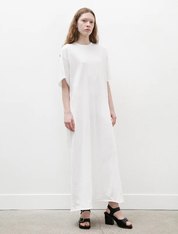 Pleated Women Dress with a Timeless and Elegant Texture Pleated Women Dress with a Timeless and Elegant Texture Dressy T-Shirt Dress White Pleated Women Dress with a Timeless and Elegant Texture Pleated Women Dress with a Timeless and Elegant Texture Dressy T-Shirt Dress White