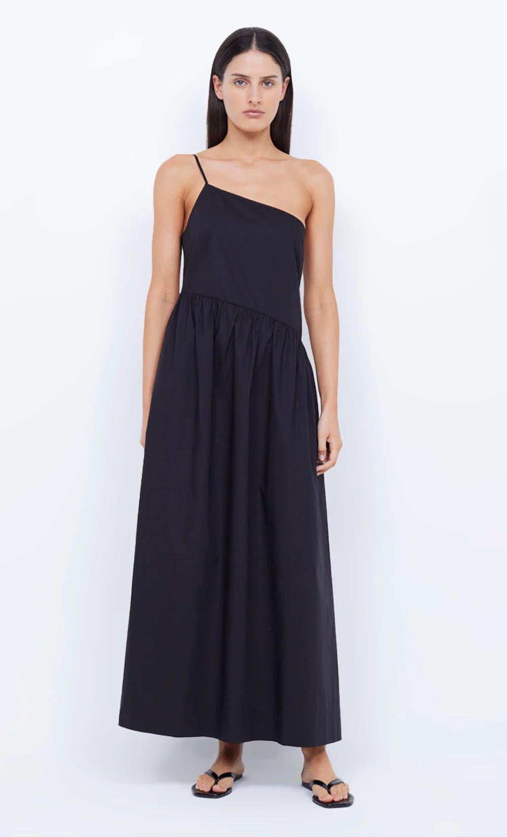 Halter Neck Women Dress to Show Off the Shoulders and Neckline Halter Neck Women Dress to Show Off the Shoulders and Neckline LENNOX ONE SHOULDER MAXI DRESS- BLACK