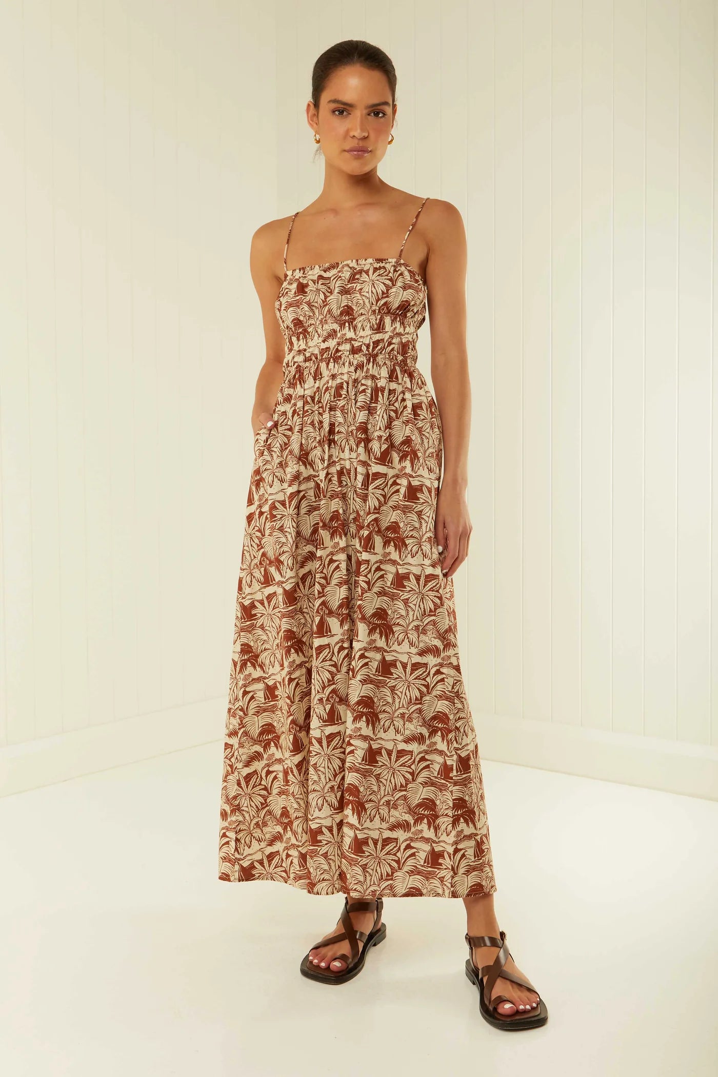 Ball Gown Women Dress with a Full Skirt for a Princess - like Look Ball Gown Women Dress with a Full Skirt for a Princess - like Look WEST DRESS Ball Gown Women Dress with a Full Skirt for a Princess - like Look Ball Gown Women Dress with a Full Skirt for a Princess - like Look WEST DRESS