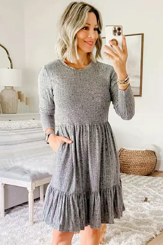 Midi dresses with keyhole backs for a flirty and unexpected detailGray Pinstriped Textured Ruffled A-line Midi Dress Midi dresses with keyhole backs for a flirty and unexpected detailGray Pinstriped Textured Ruffled A-line Midi Dress