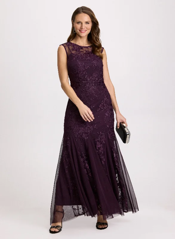 High - low midi dresses with geometric patterns for a modern partyLace Detail Evening Dress High - low midi dresses with geometric patterns for a modern partyLace Detail Evening Dress