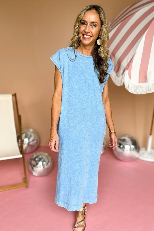 Midi dresses with printed lining for a hidden and stylish detailSky Blue Mineral Wash Muscle Sleeve Midi Dress Midi dresses with printed lining for a hidden and stylish detailSky Blue Mineral Wash Muscle Sleeve Midi Dress