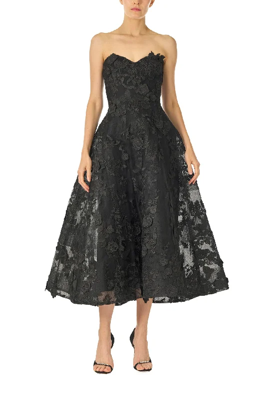 Midi dresses with pleated skirts for a timeless and elegant appealStrapless Lace Tea Length Dress Midi dresses with pleated skirts for a timeless and elegant appealStrapless Lace Tea Length Dress