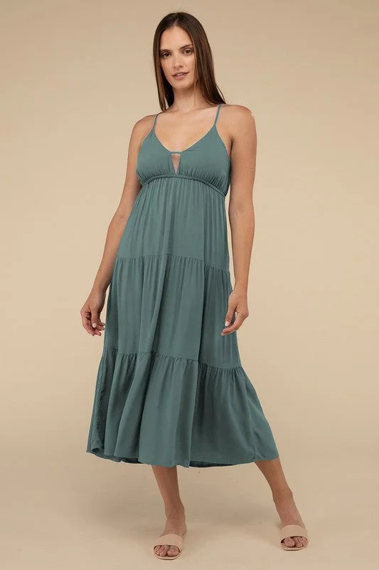 Midi dresses with keyhole backs for a flirty and unexpected detailGabriella - Midi Dress Midi dresses with keyhole backs for a flirty and unexpected detailGabriella - Midi Dress