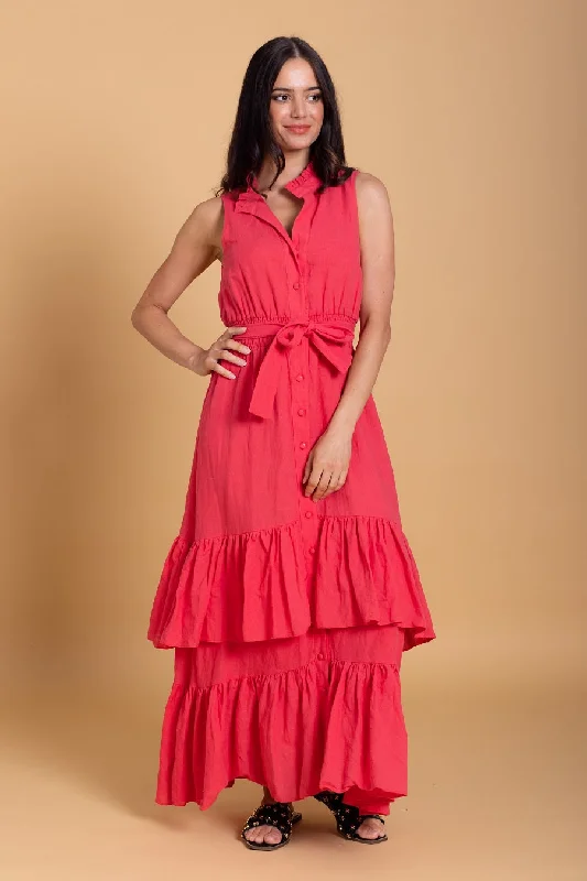Maxi dresses with a gathered skirt for a voluminous and dramatic effectBirdie Dress Red Maxi dresses with a gathered skirt for a voluminous and dramatic effectBirdie Dress Red