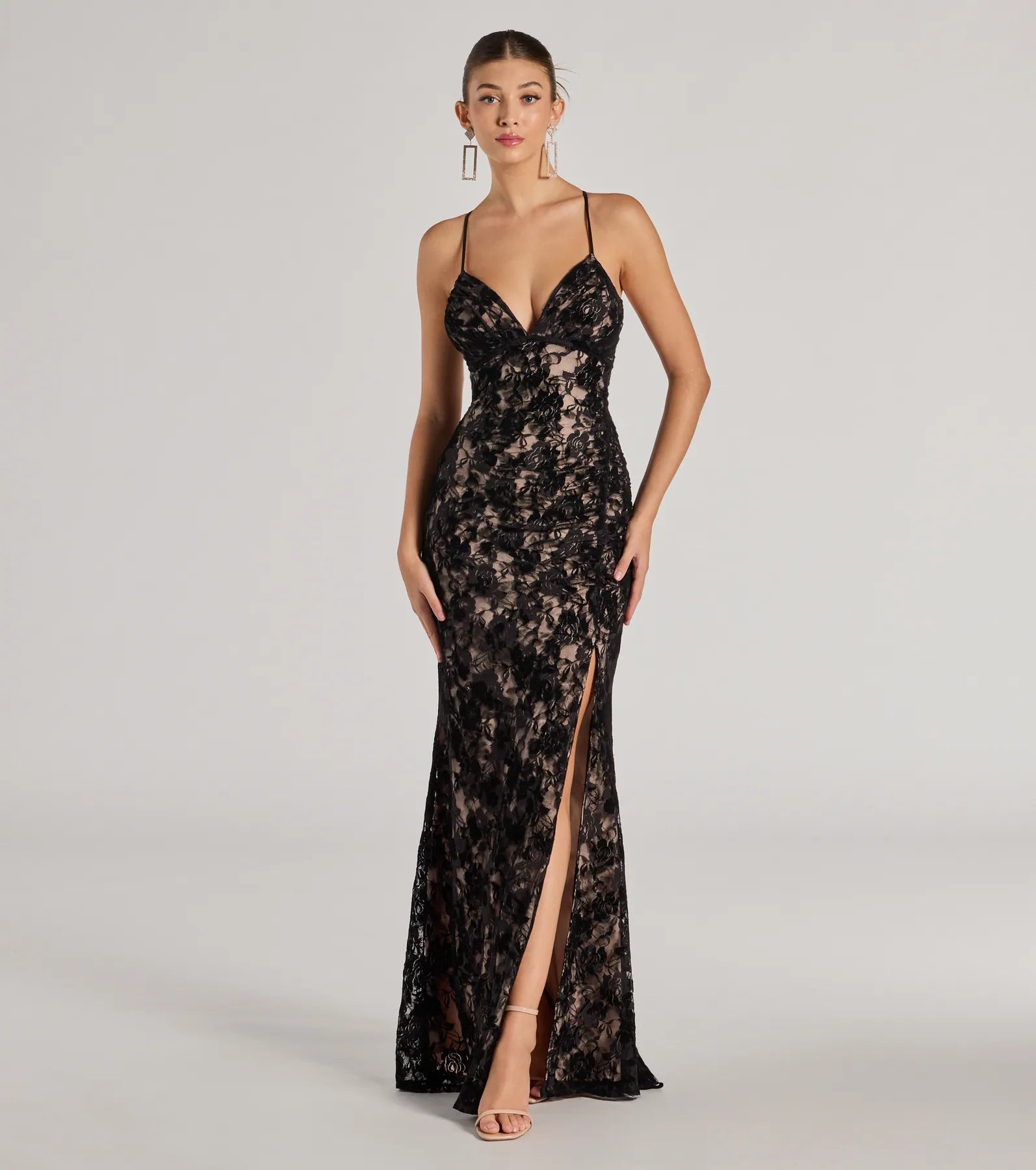 Metallic maxi dresses for a glamorous New Year's Eve partyMckenna Velvet Flocked Lace Mermaid Dress Metallic maxi dresses for a glamorous New Year's Eve partyMckenna Velvet Flocked Lace Mermaid Dress