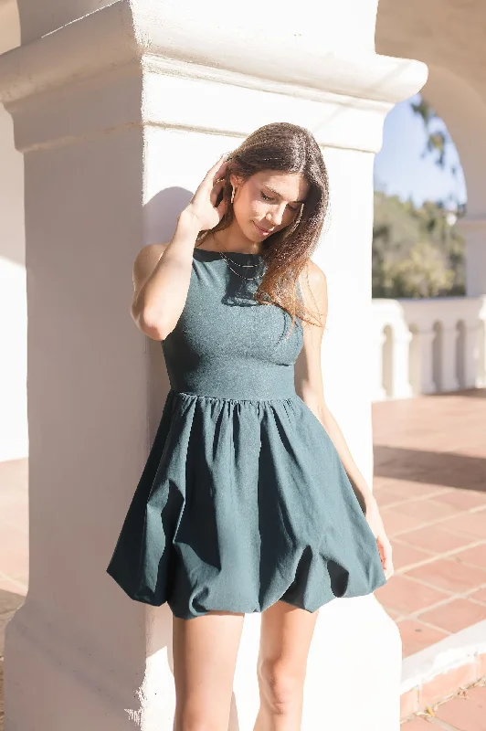 Mini dresses with keyhole necklinesDavina Sleeveless Boatneck Bubble Mini Dress Hunter Green Mini dresses with keyhole necklinesDavina Sleeveless Boatneck Bubble Mini Dress Hunter Green