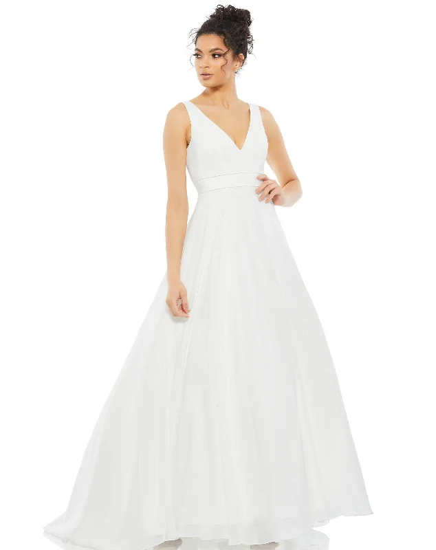 Wedding guest dresses with ruched bodices and spaghetti strapsMac Duggal 55272 Prom Long Sleeveless Ball Gown Wedding guest dresses with ruched bodices and spaghetti strapsMac Duggal 55272 Prom Long Sleeveless Ball Gown
