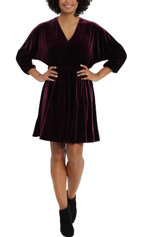 Little black cocktail dresses with lace detailingLondon Times T5911M - Long Sleeve Velvet Short Dress Little black cocktail dresses with lace detailingLondon Times T5911M - Long Sleeve Velvet Short Dress
