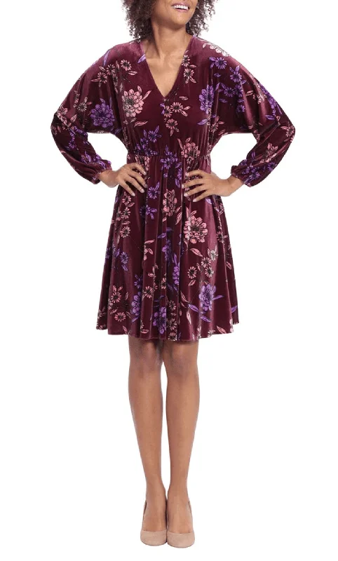 Cocktail dresses with a cut - out detail and a body - con fitLondon Times T6444M - Floral Velvet A-line Short Dress Cocktail dresses with a cut - out detail and a body - con fitLondon Times T6444M - Floral Velvet A-line Short Dress