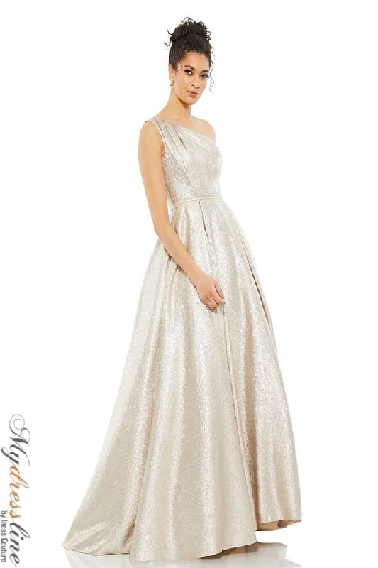 Prom dresses with lace - trimmed hems and off - the - shoulder necklines for a delicate lookMac Duggal 67884 Prom dresses with lace - trimmed hems and off - the - shoulder necklines for a delicate lookMac Duggal 67884