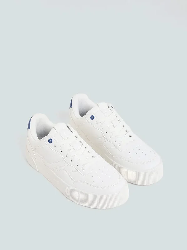 Linen Women Shorts for Breathable Comfort in Hot WeatherSOLEPLAY Solid White Colour Pop Sneakers Linen Women Shorts for Breathable Comfort in Hot WeatherSOLEPLAY Solid White Colour Pop Sneakers