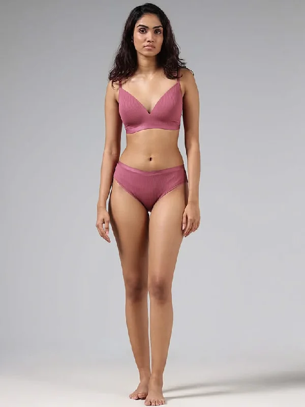 Twill Women Shorts with a Smooth Texture and DurabilityWunderlove Dark Pink High Leg Brief Twill Women Shorts with a Smooth Texture and DurabilityWunderlove Dark Pink High Leg Brief