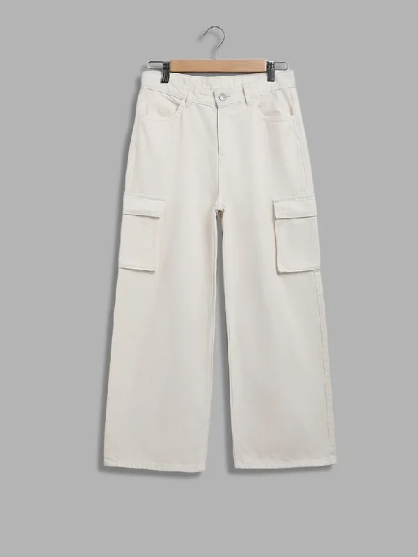 Tie - Waist Women Shorts for a Customizable FitY&F Kids Off White Relaxed - Fit High - Rise Jeans Tie - Waist Women Shorts for a Customizable FitY&F Kids Off White Relaxed - Fit High - Rise Jeans