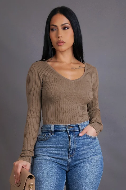 Button - Front Bodysuits with a Classic and Timeless AppealDaily Bodysuit - Brown